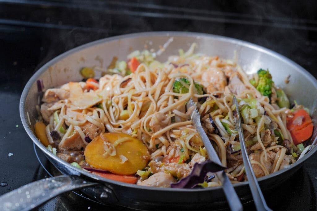 kyllingwok matkasse hellofresh